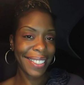 Meet your Posher, Marsha
